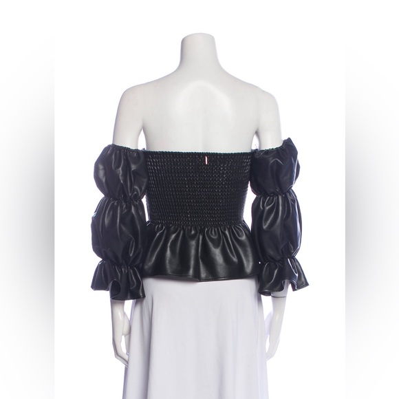 NWT MISA Los Angeles Off The Shoulder Crop Top Size M $68 - Picture 3 of 3